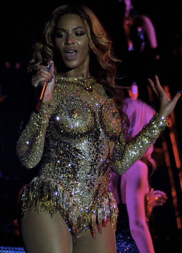Beyonce opens her Mrs Carter Tour