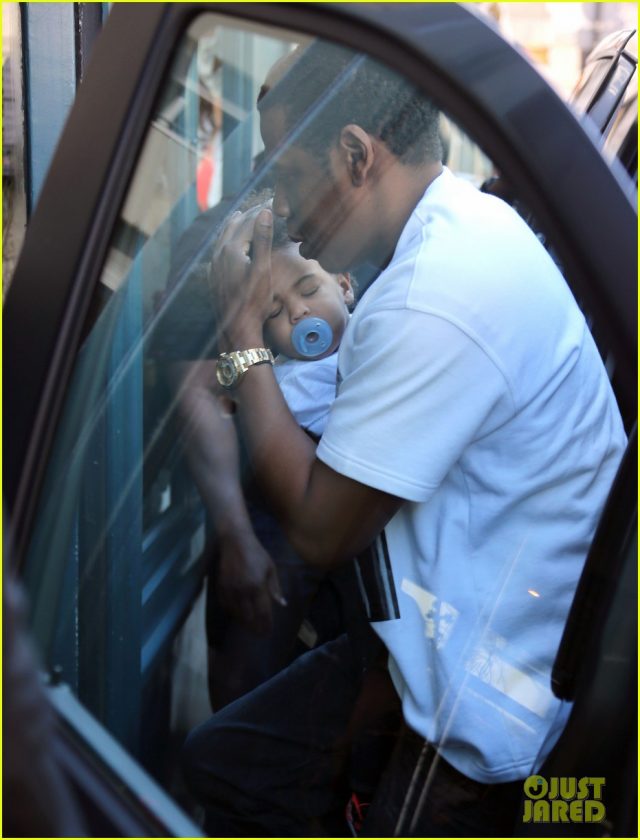 Beyonce & Jay Z Take Blue Ivy To Lunch