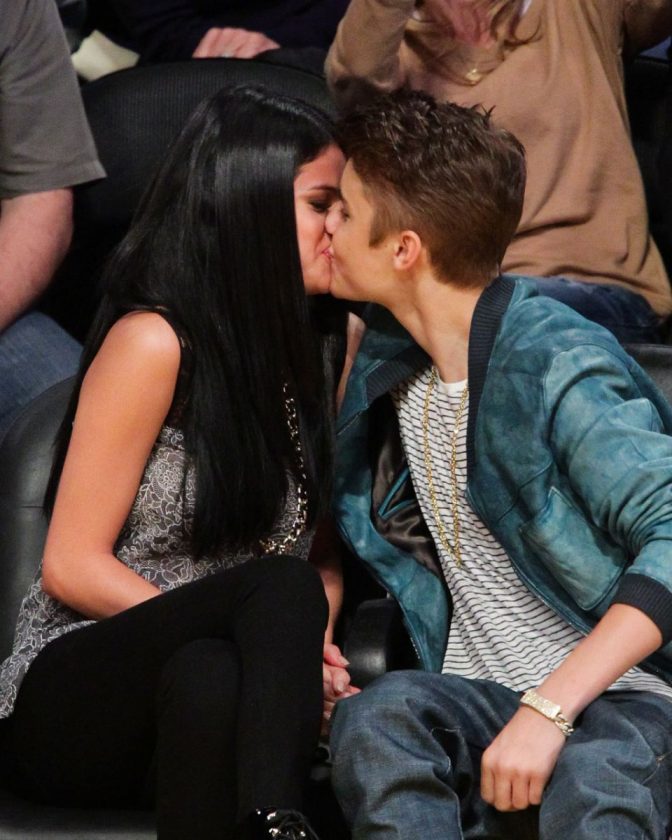 Justin Bieber & Selena Gomez back together