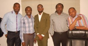 D’banj Hangs Out With Yaw, Steve Babaeko,Tee A, Tolu Ogunlesi, Others in Lagos