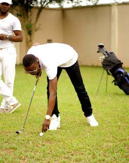 I Go Dye shares photos of himself and family playing golf (Photos)