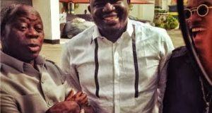 Kcee spotted with Adams Oshiomole & Donald Duke