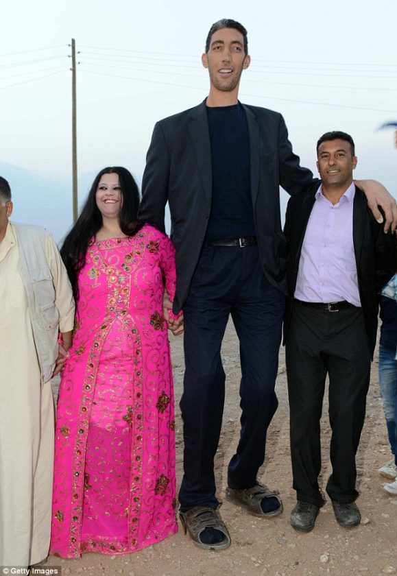 World's tallest man Sultan Kosen finds love