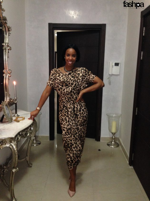 Kelly Rowland rocks oleku print dress