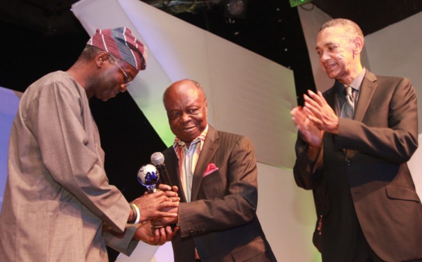 Governor Babatunde Fashola receiving Silverbird Man of the Year Award