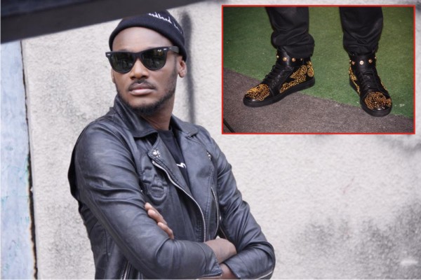 Tuface rocking a ladies shoe