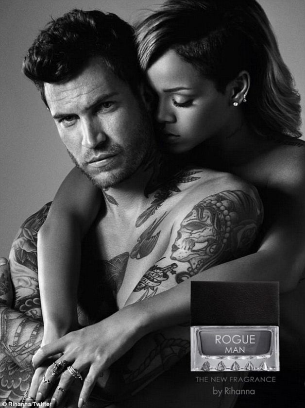 Rihanna gets steamy with male mode in new ad