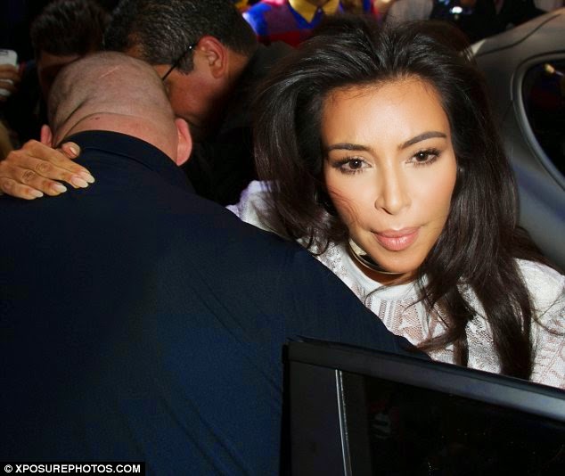 Kim Kardashian attacked at Paris Fashion Week 2014