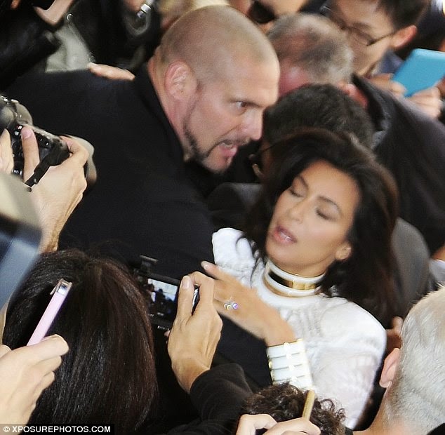 Kim Kardashian attacked at Paris Fashion Week