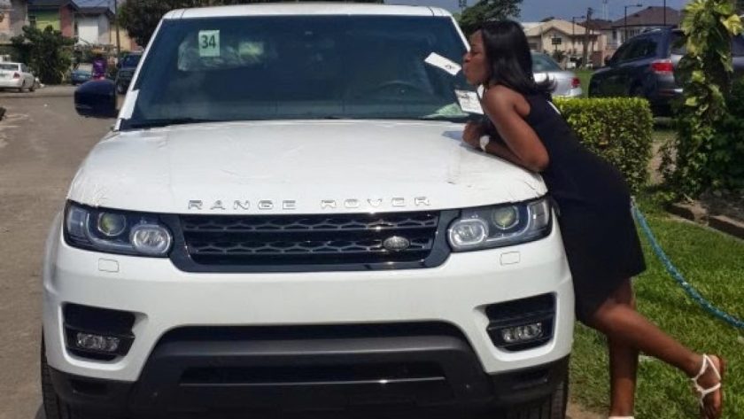 Linda Ikeji's new range rover