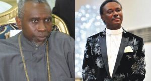 Pastor Ayo Oritsejafor vs Chris Okotie