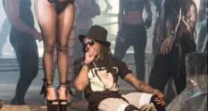 Nicki Minaj sexy hot on set with Drake & Lil Wayne