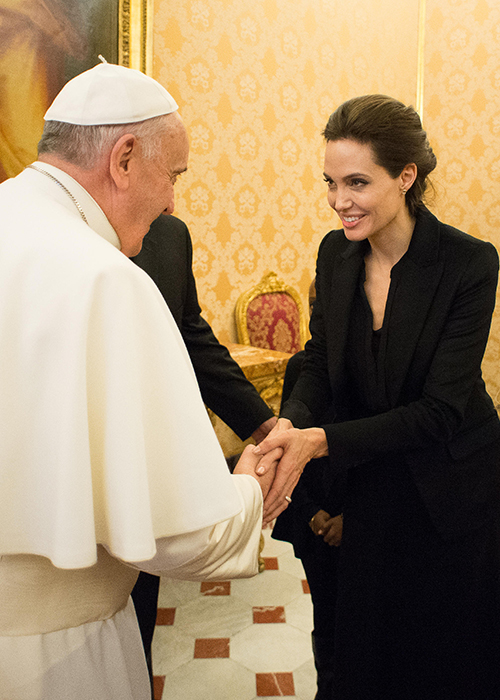 Angelina Jolie meets with Pope Francis