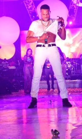 D’banj on stage