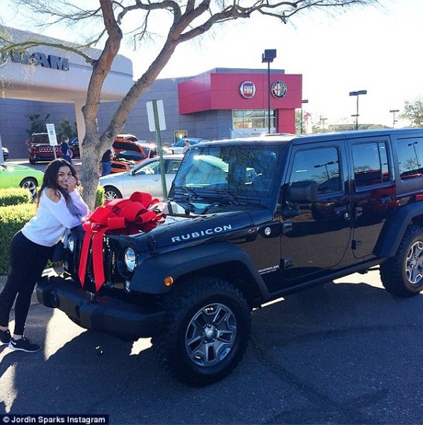 Jordin Sparks acquires a new car for herself