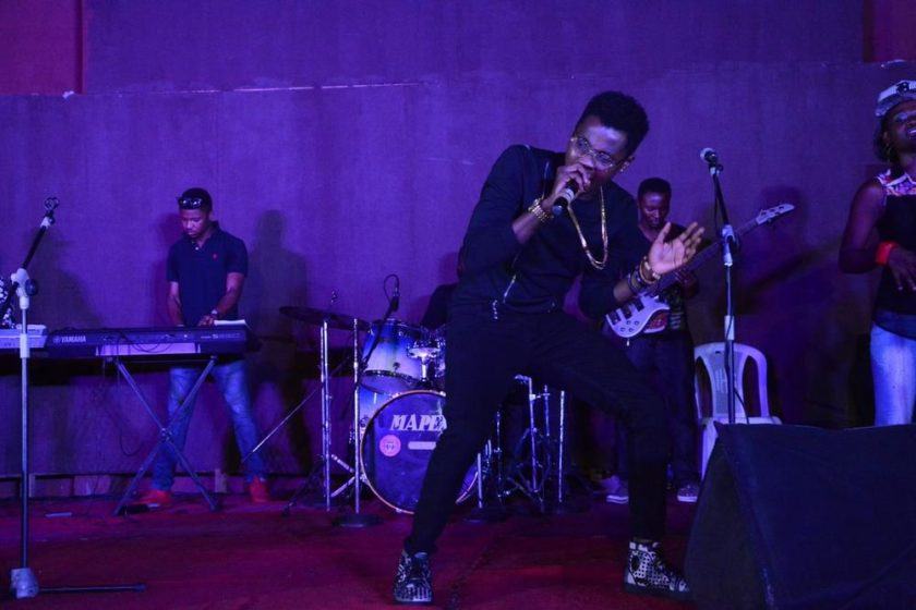 Kiss Daniel performance