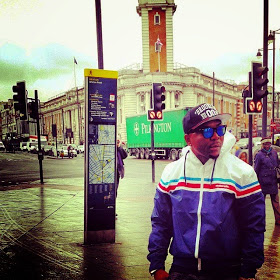 Oritse Femi Shows Off His London Swag