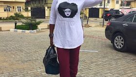 Waje spotted looking chic