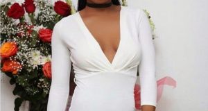 Mochedda stuns in white