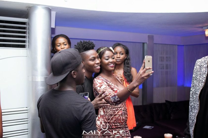 Reekado Banks thrill fans at The Stage Unplugged 3