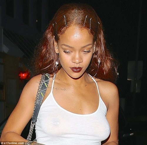 Rihanna braless