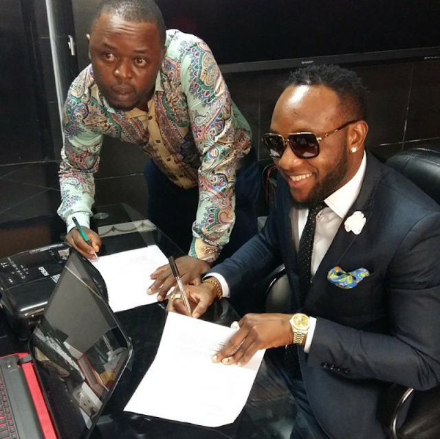 Kcee renews contract with MTN