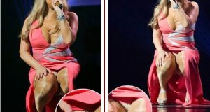 Mariah Carey flashes her panties