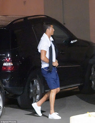 Cristiano Ronaldo in the street