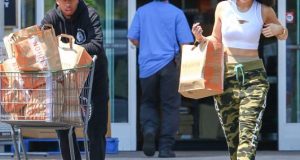 Kylie Jenner and boo Tyga go shopping