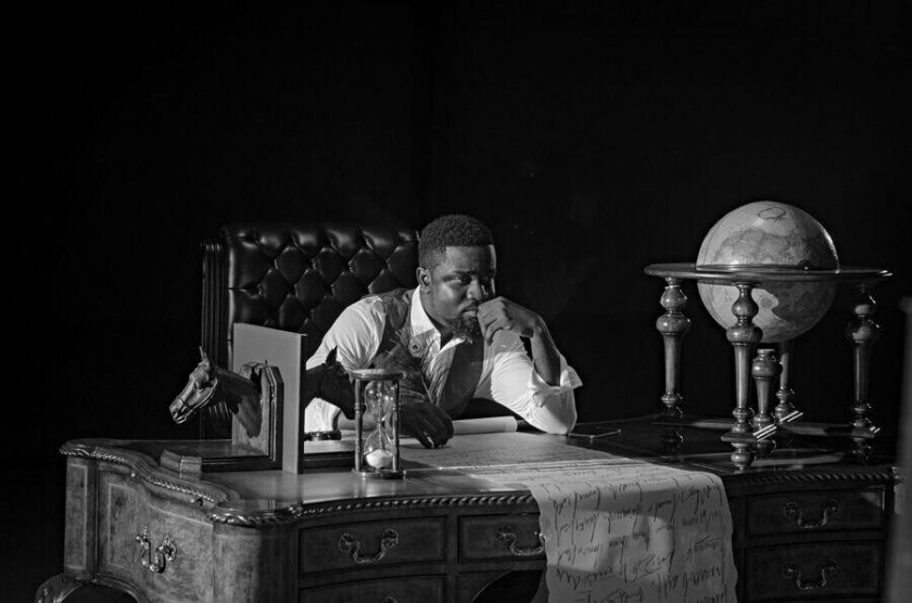 Sarkodie - Mewu ft Akwaboah