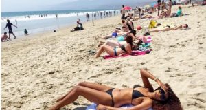 Yvonne Nelson flaunts hot bikini body in Santa Monica