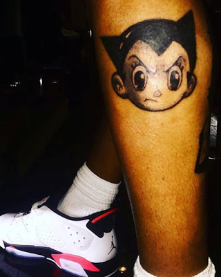 Chris Brown Shows Off 3 New Leg Tattoos