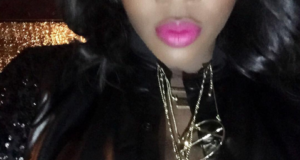 Tiwa Savage shows off hot bod in sexy black outfit