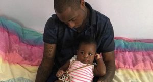 cute pic of Davido with his daughter