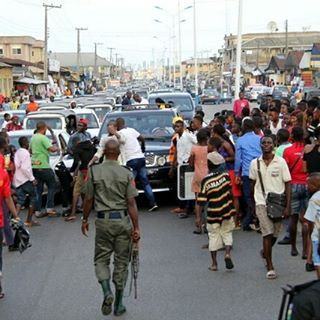 See As Massive Crowd Troop Out To Welcome Their Hero Efe In Warri