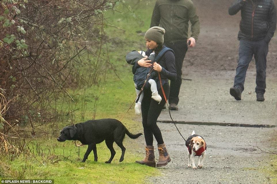 Prince Harry Doesn't Like Meghan Markle Using Their Kids For Brand Promotion - Matt Wilkinson 1 Meghan Markle