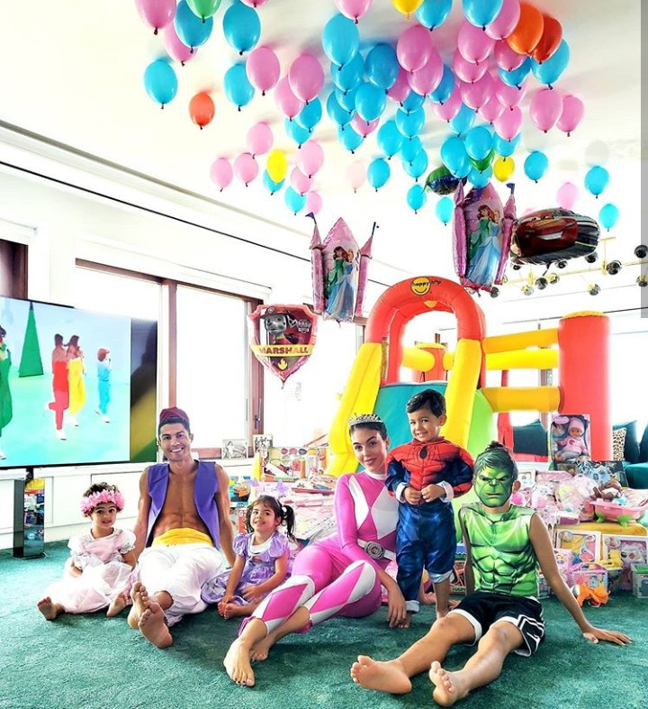 Cristiano Ronaldo Flaunts Cute Photo To Celebrate Birthday Of His Twins 1 Cristiano Ronaldo and his family