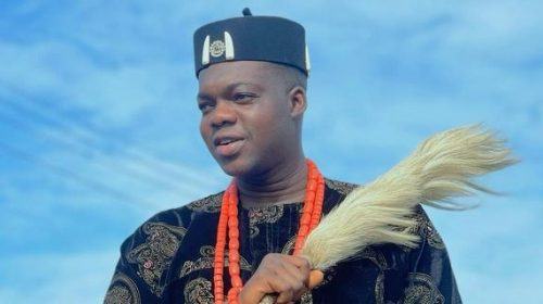 Cute Abiola