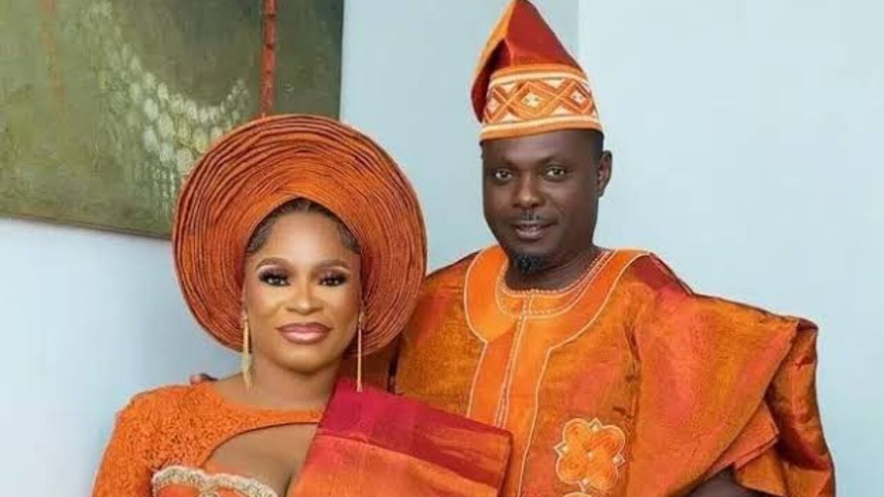 I'm No Longer Married To Kunle Afod - Desola Afod 1 Kunle Afod and Desola Afod