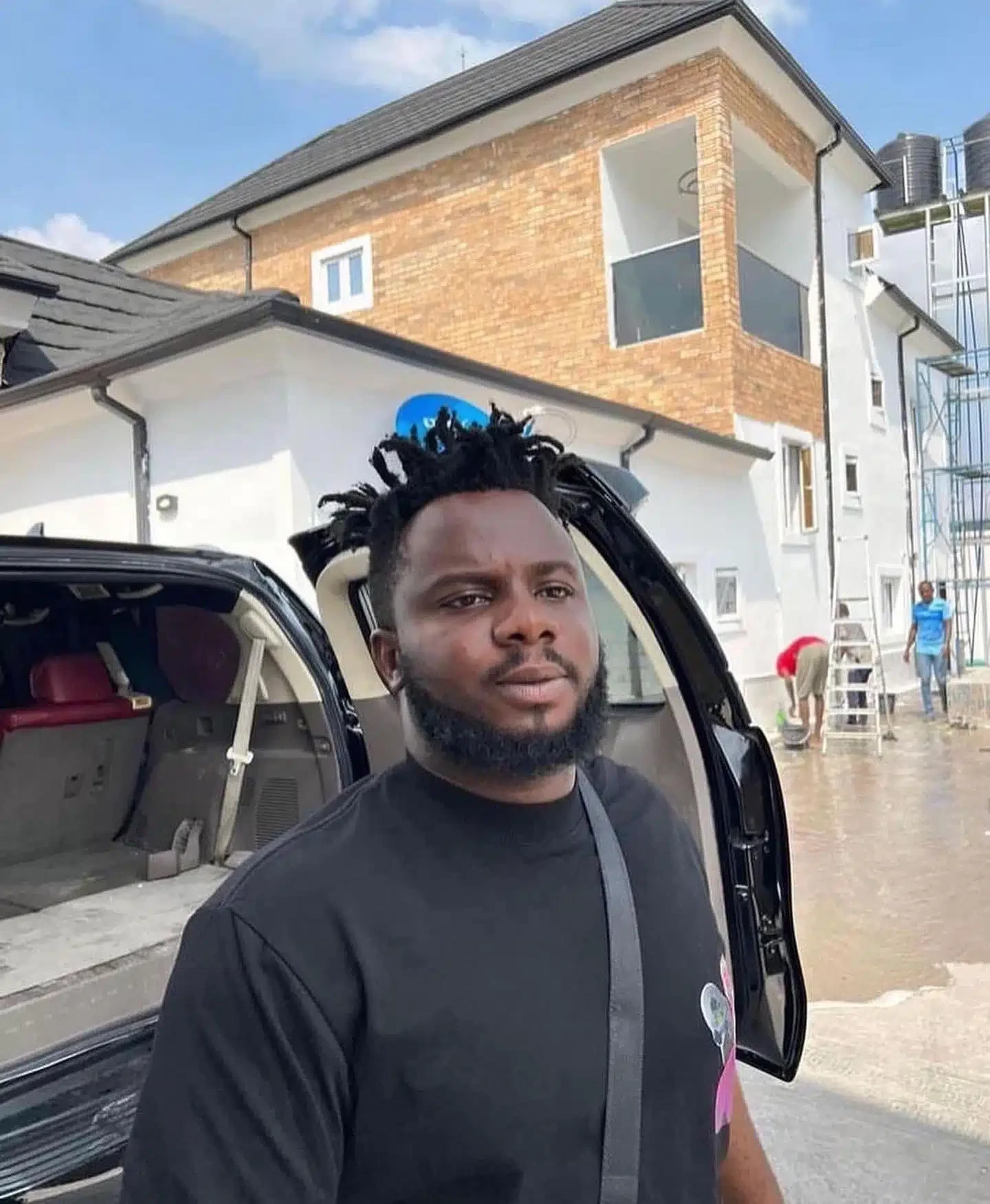 Sabinus Flaunts New House On Social Media 1 Sabinus