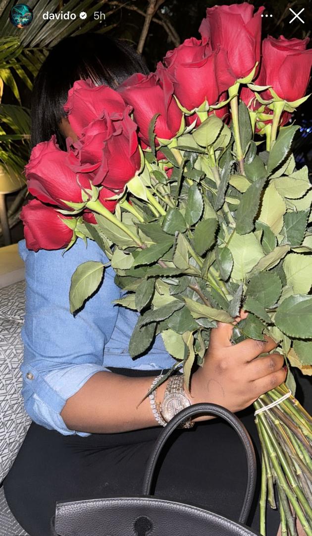 Davido Splashes Dollar Bills On Chioma Ahead Of Her Birthday 2 Davido