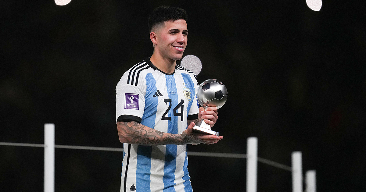 MUFC Should Sign Enzo Fernandez This Summer - Heskey 1 Enzo Fernandez